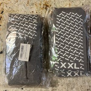 Hospital Gripper Socks 3 Pair in a Pack